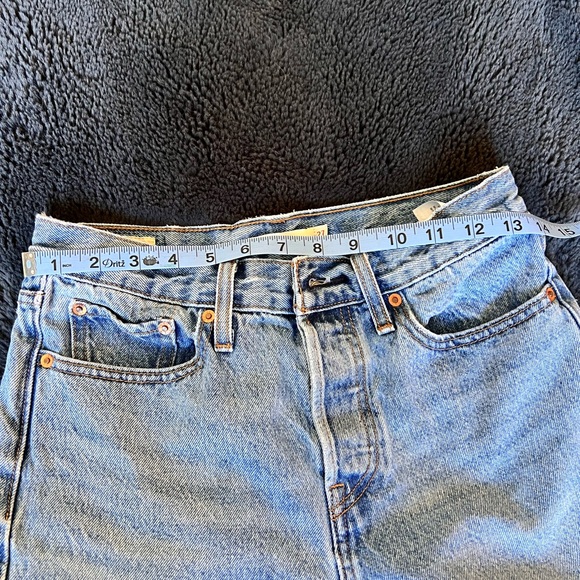 Levi’s Wedgie jeans short long inseam - Picture 6 of 10